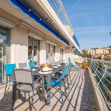 3-br Terrace Steps From Beaches Cannes